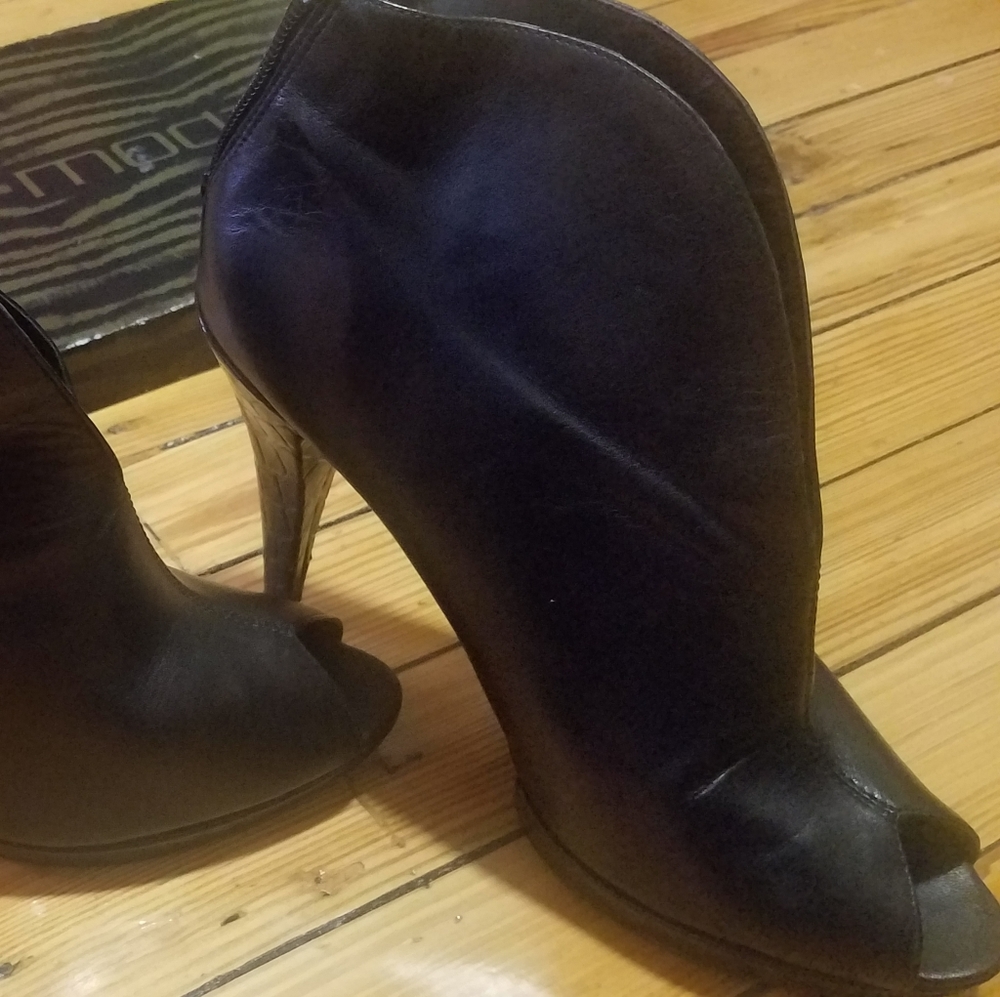 Moda heels original box